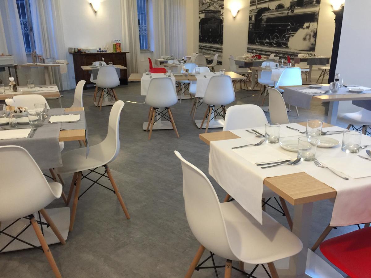 Hotel Internazionale Луино Экстерьер фото