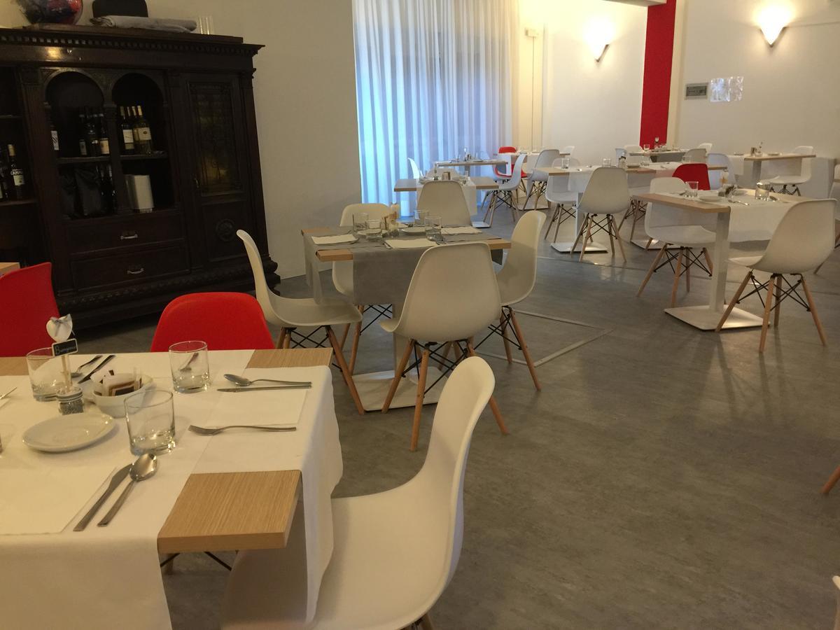 Hotel Internazionale Луино Экстерьер фото